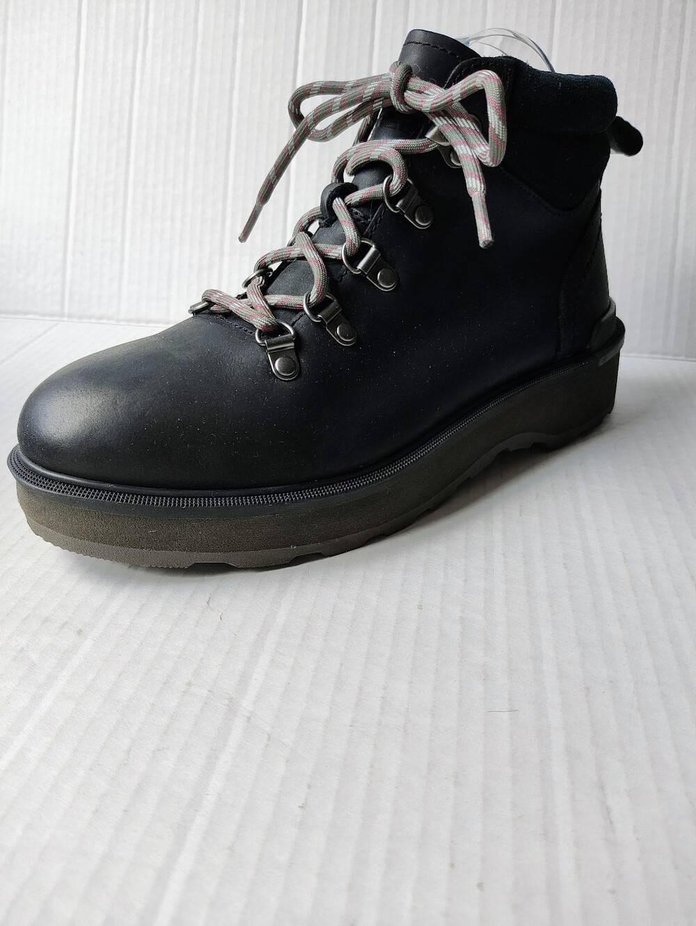 Sorel Hi-Line Hiker Black Waterproof Women's Boots Sz 8